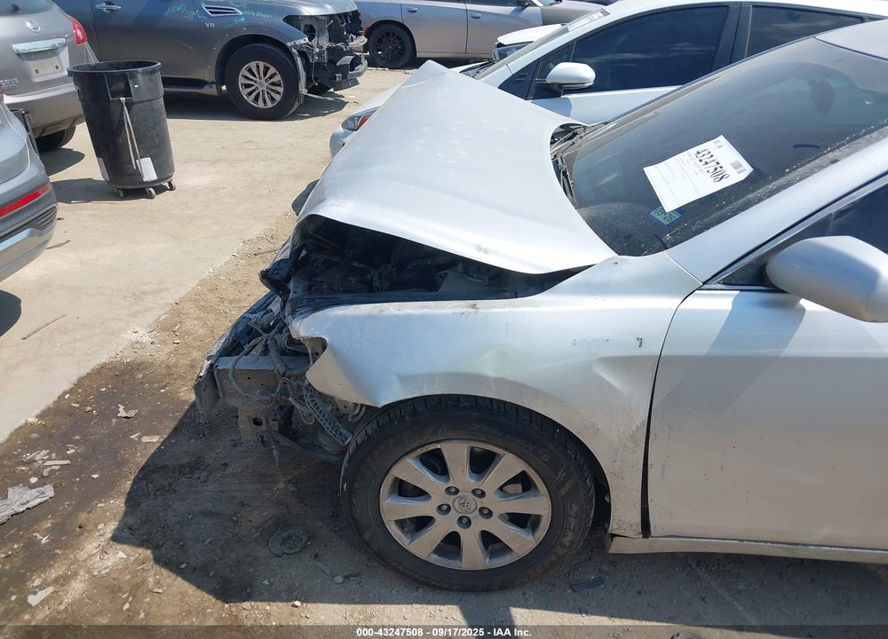 2011 TOYOTA CAMRY LE VIN: 4T1BF3EK5BU126039