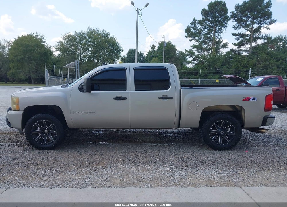 2008 CHEVROLET SILVERADO 1500 LT1 VIN: 2GCEK13J581249453