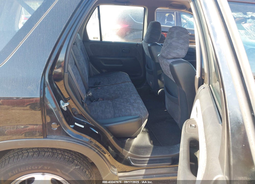 2003 HONDA CR-V LX VIN: JHLRD78463C041749