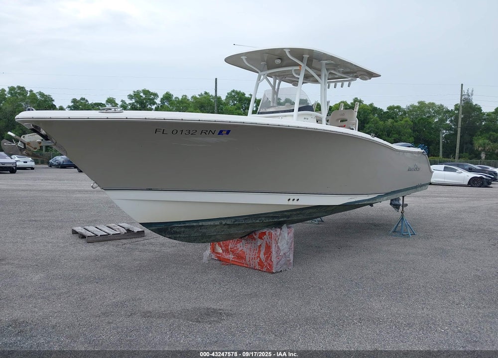 2017 NAUTICSTAR 28 XS VIN: JNT27439F717