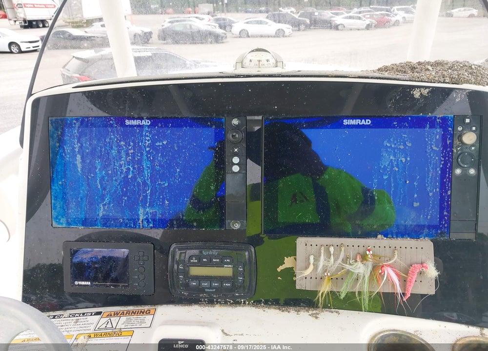 2017 NAUTICSTAR 28 XS VIN: JNT27439F717