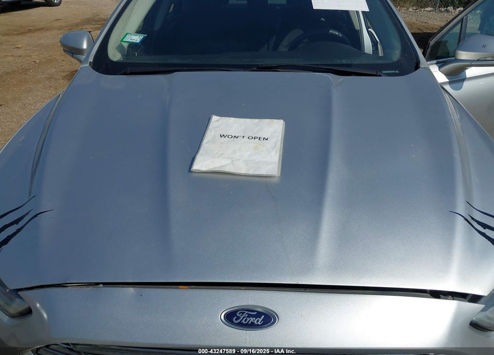 2015 FORD FUSION SE VIN: 3FA6P0H74FR151574
