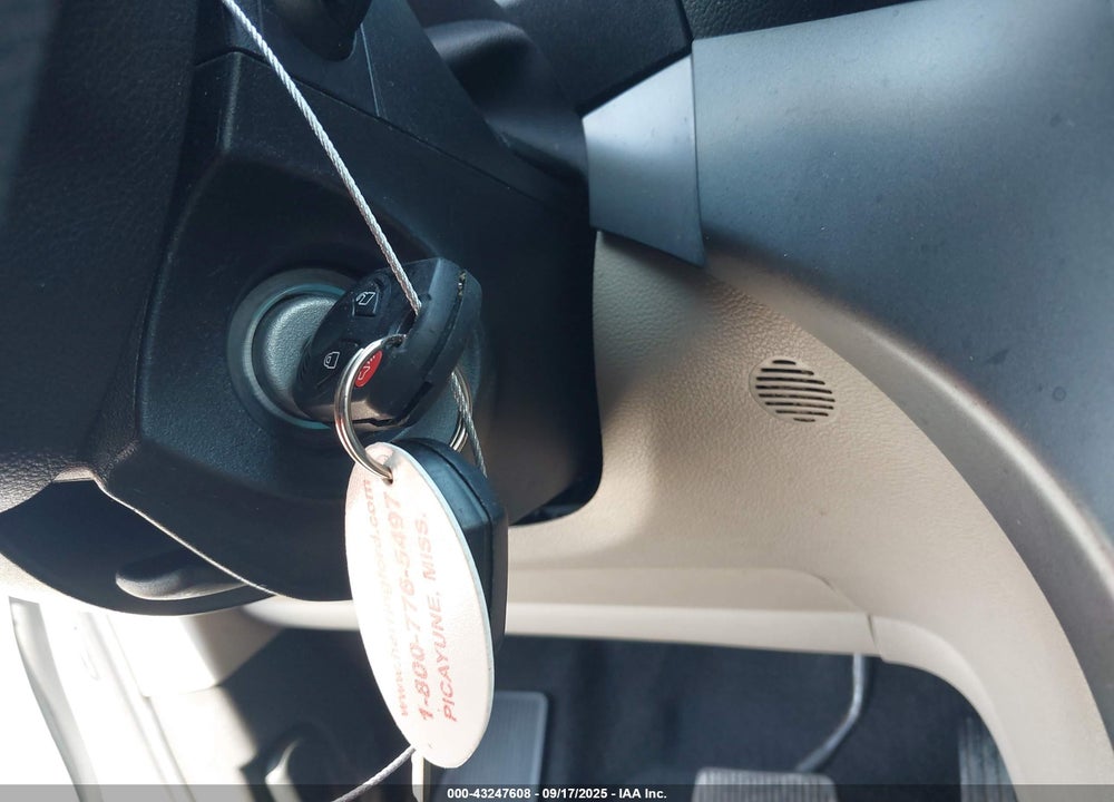 2017 FORD ESCAPE VIN: 1FMCU0GD0HUC18935
