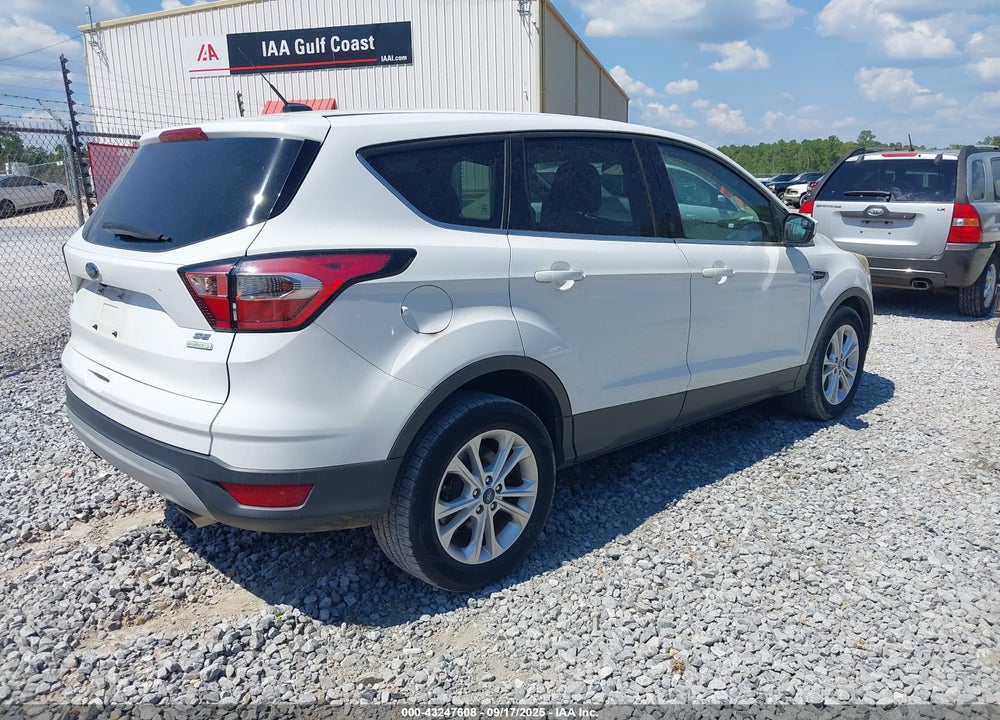 2017 FORD ESCAPE VIN: 1FMCU0GD0HUC18935