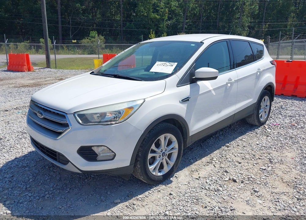 2017 FORD ESCAPE VIN: 1FMCU0GD0HUC18935