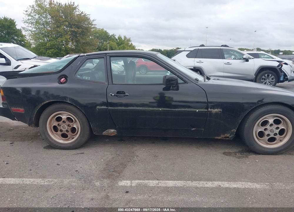 1985 PORSCHE 944 VIN: WP0AA0945FN451668