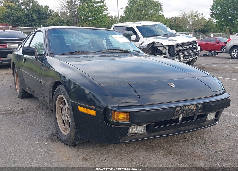 1985 PORSCHE 944 VIN: WP0AA0945FN451668