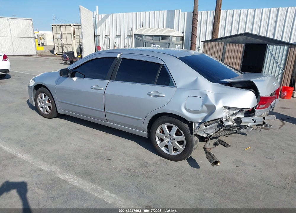 2005 HONDA ACCORD 3.0 EX VIN: 1HGCM66815A074712