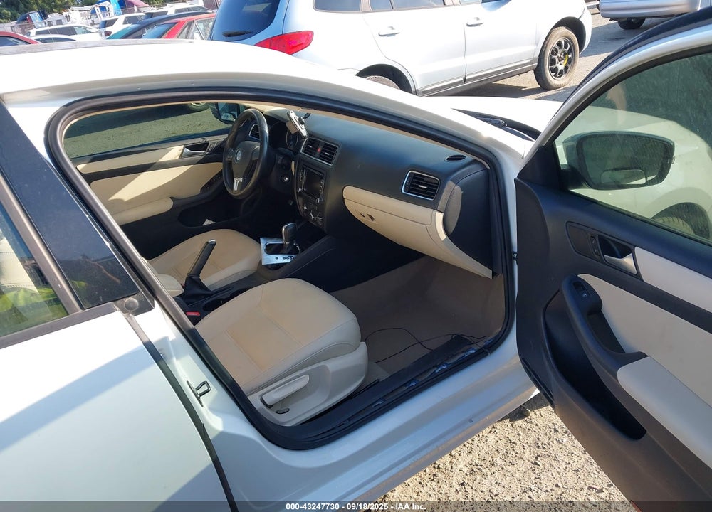 2012 VOLKSWAGEN JETTA VIN: 3VWDP7AJ6CM395359