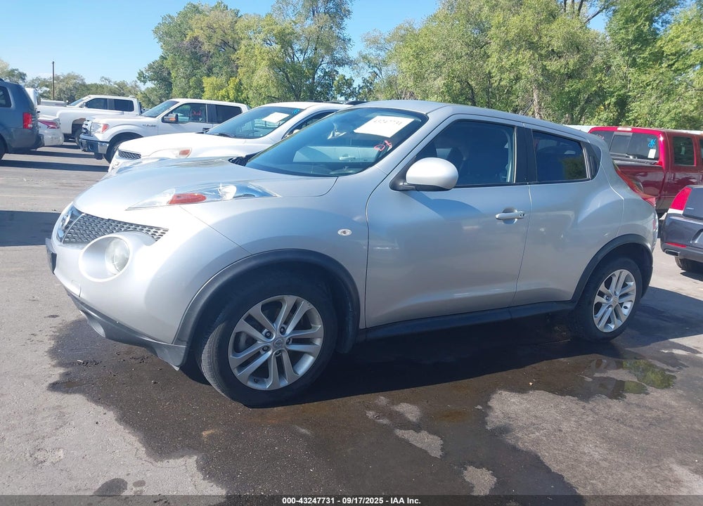 2014 NISSAN JUKE SV VIN: JN8AF5MR5ET352526