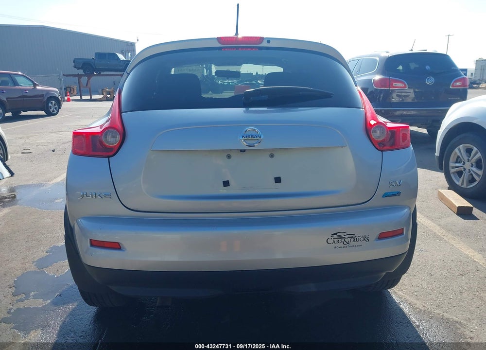 2014 NISSAN JUKE SV VIN: JN8AF5MR5ET352526