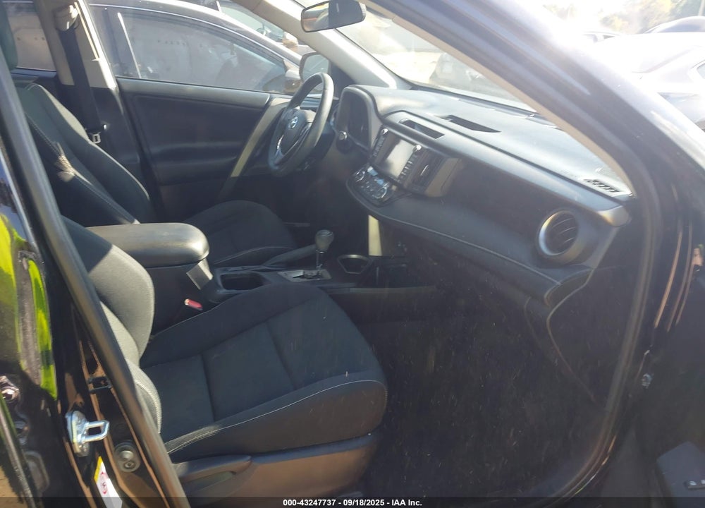 2017 TOYOTA RAV4 VIN: 2T3RFREV4HW601725