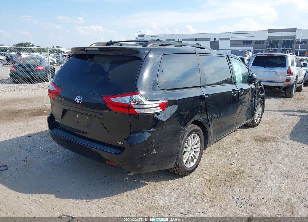 2015 TOYOTA SIENNA XLE 8 PASSENGER VIN: 5TDYK3DC8FS660330