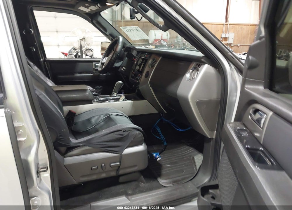 2011 FORD EXPEDITION VIN: 1FMJU2A50BEF04905