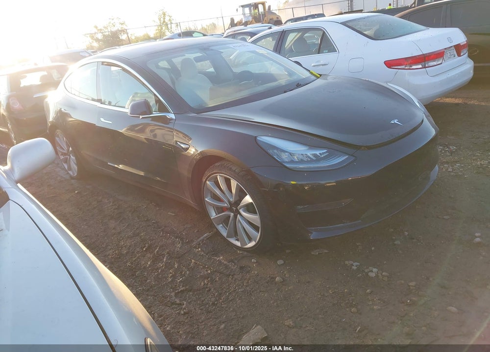 2018 TESLA MODEL 3 LONG RANGE/PERFORMANCE VIN: 5YJ3E1EB6JF082267