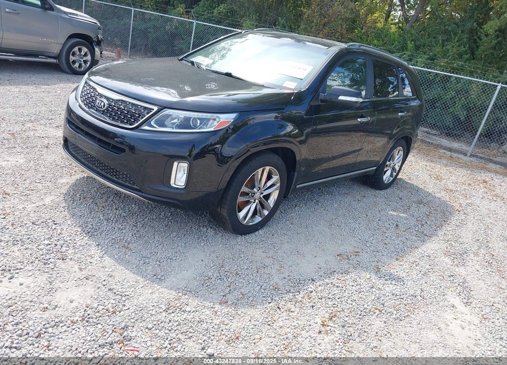 2014 KIA SORENTO VIN: 5XYKW4A71EG529467