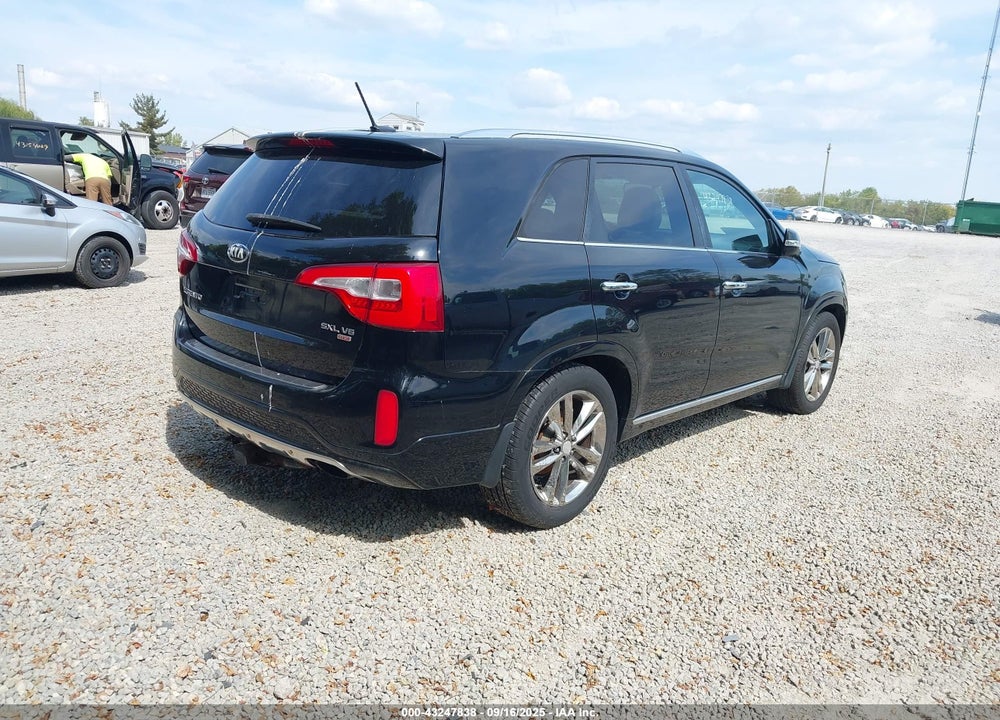 2014 KIA SORENTO VIN: 5XYKW4A71EG529467