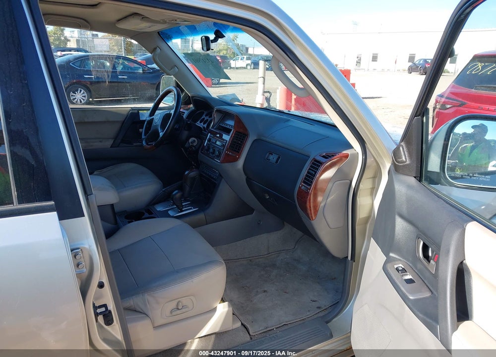 2005 MITSUBISHI MONTERO LIMITED VIN: JA4MW51S75J003423