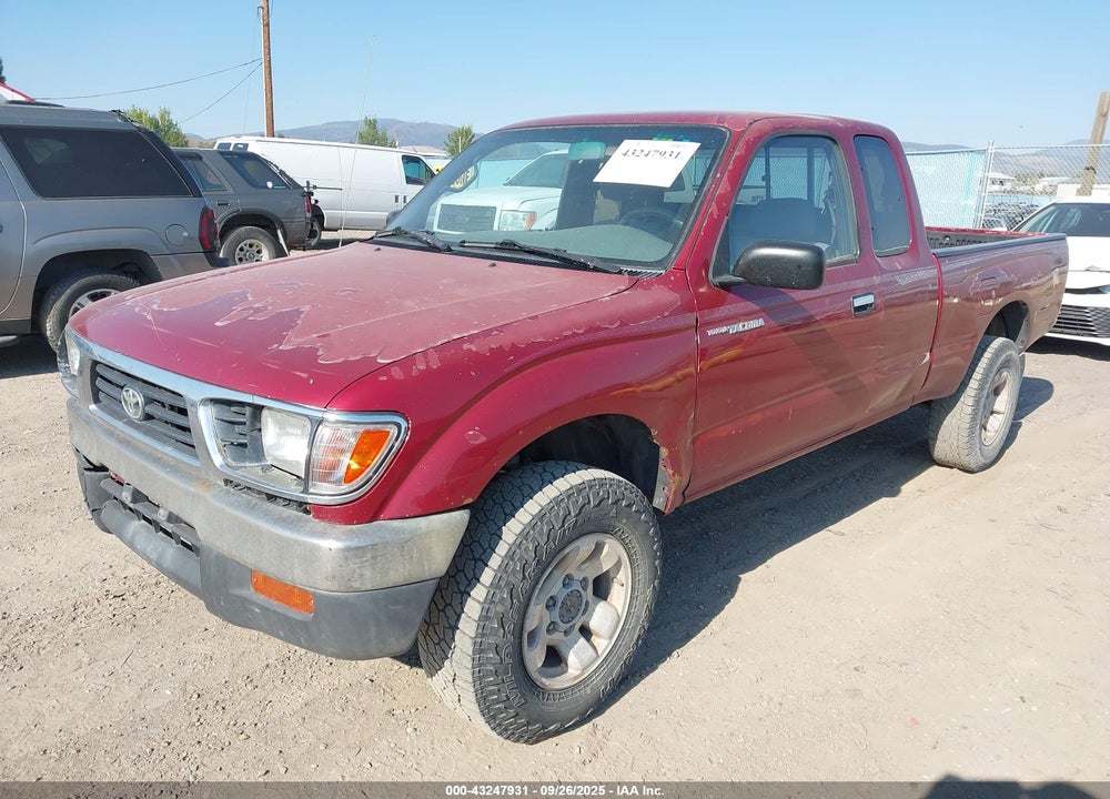 1995 TOYOTA TACOMA XTRACAB VIN: 4TAUN73C8SZ028639