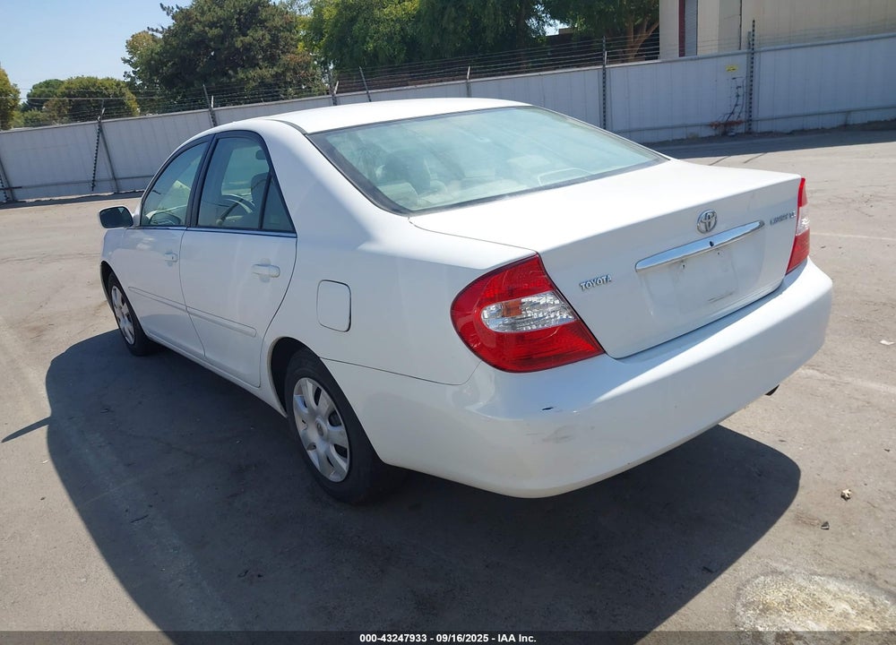 2004 TOYOTA CAMRY LE VIN: 4T1BE32K64U372639