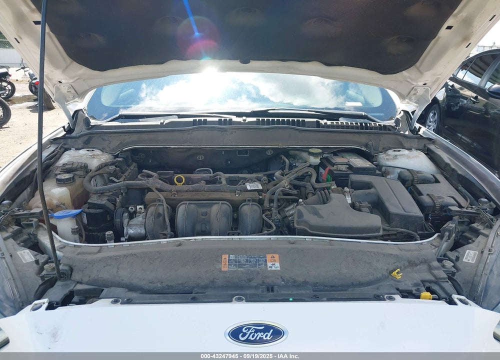 2015 FORD FUSION VIN: 3FA6P0H70FR115381