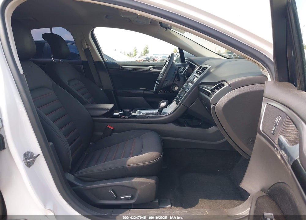 2015 FORD FUSION VIN: 3FA6P0H70FR115381