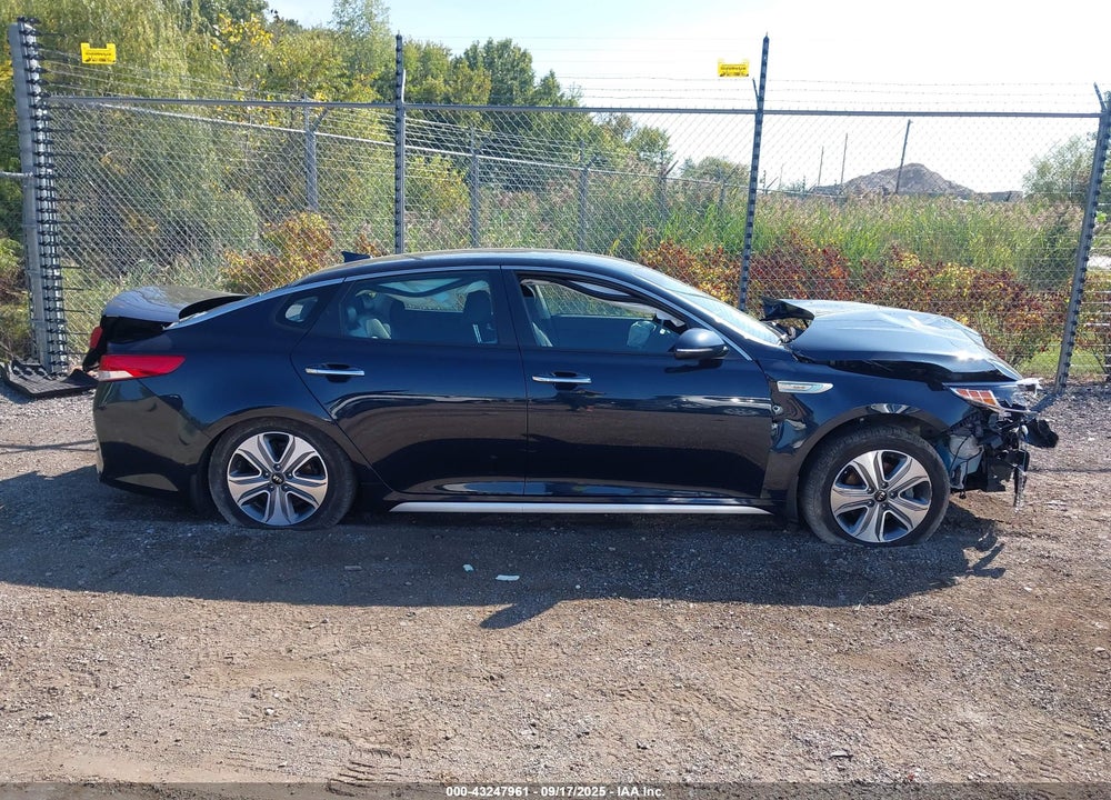 2017 KIA OPTIMA HYBRID EX VIN: KNAGU4LE4H5012116