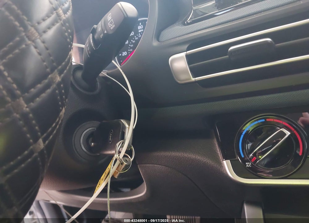 2021 KIA SELTOS S VIN: KNDEU2AA4M7216122
