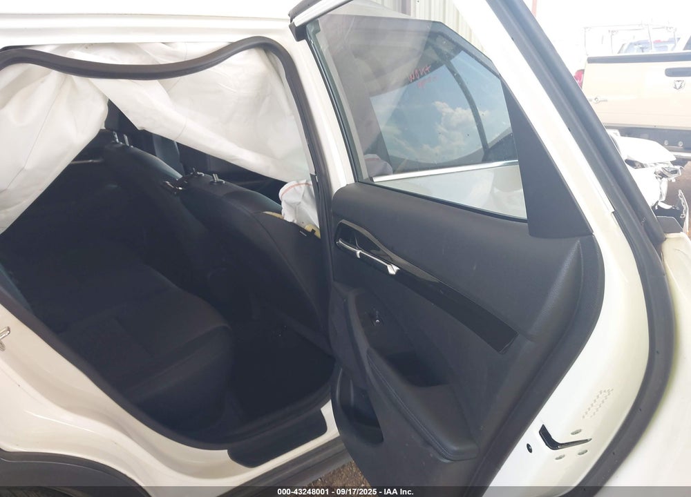 2021 KIA SELTOS S VIN: KNDEU2AA4M7216122
