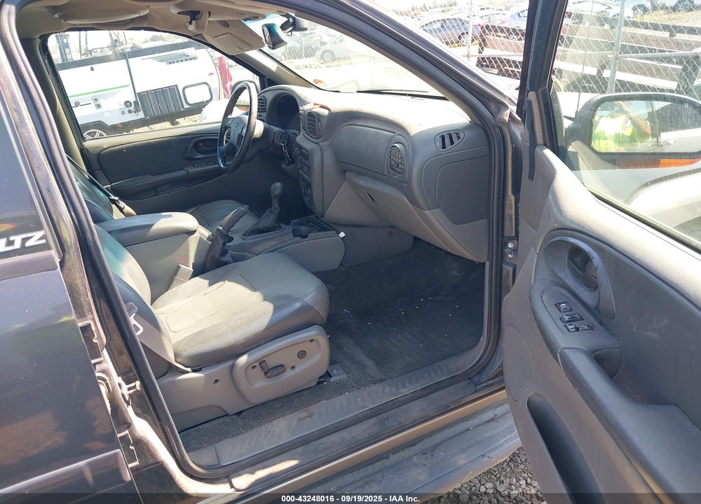 2003 CHEVROLET TRAILBLAZER LTZ VIN: 1GNDT13S432295602