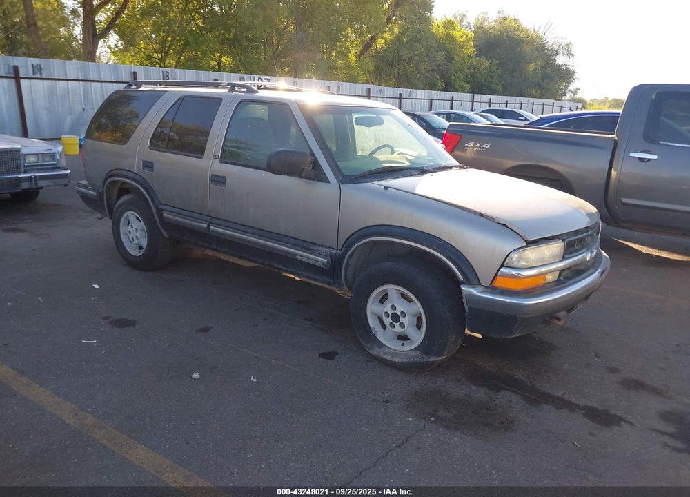 1999 CHEVROLET BLAZER LS VIN: 1GNDT13W1X2129093