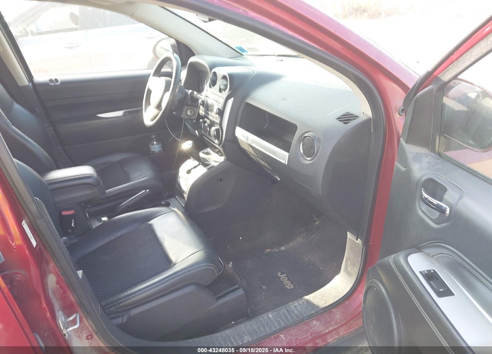2016 JEEP COMPASS LATITUDE VIN: 1C4NJDEB7GD546365