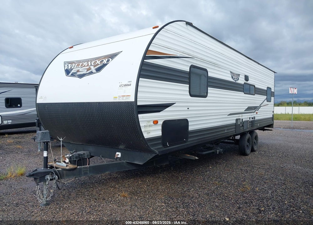 2022 FOREST RIVER WILDWOOD FSX 270RTK TOY HAULER TRAVEL TRAILER VIN: 4X4TWDC28NY100477