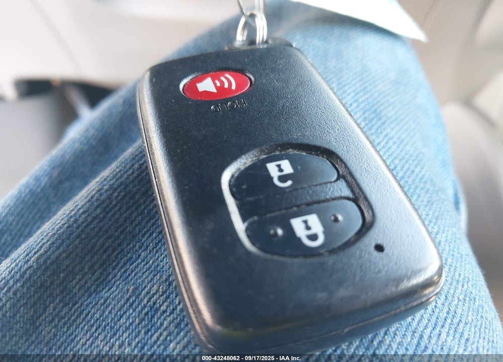 2012 TOYOTA PRIUS V FIVE VIN: JTDZN3EU5C3025940