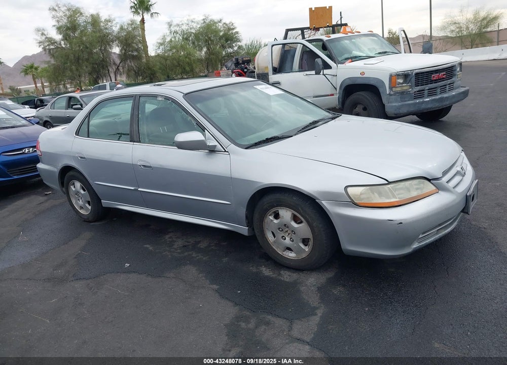 2002 HONDA ACCORD 3.0 EX VIN: 1HGCG16532A081463