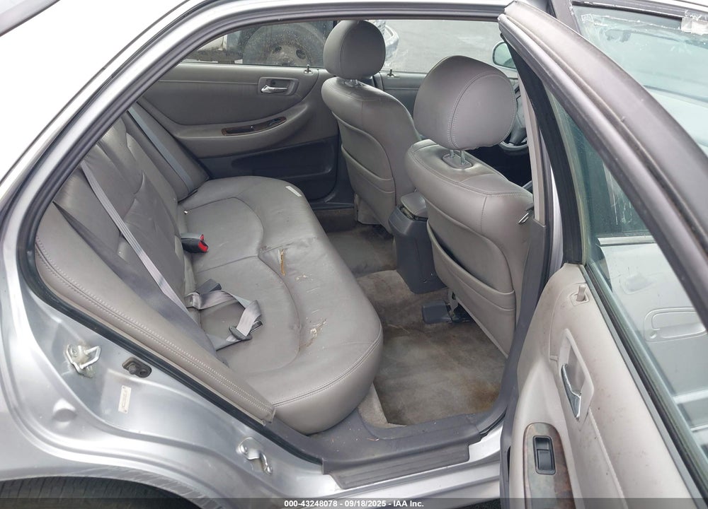2002 HONDA ACCORD 3.0 EX VIN: 1HGCG16532A081463