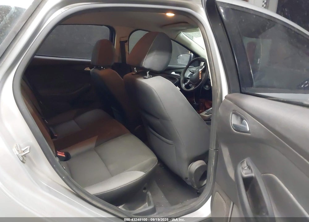 2014 FORD FOCUS VIN: 1FADP3K28EL300393