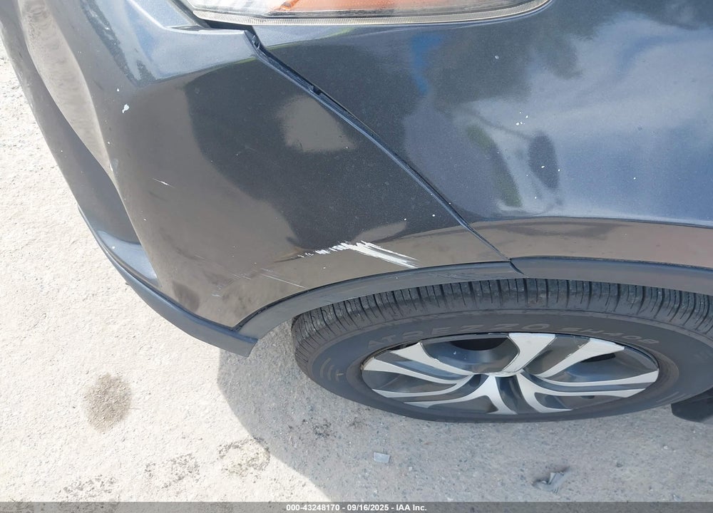 2016 TOYOTA RAV4 VIN: JTMBFREV8GJ081995