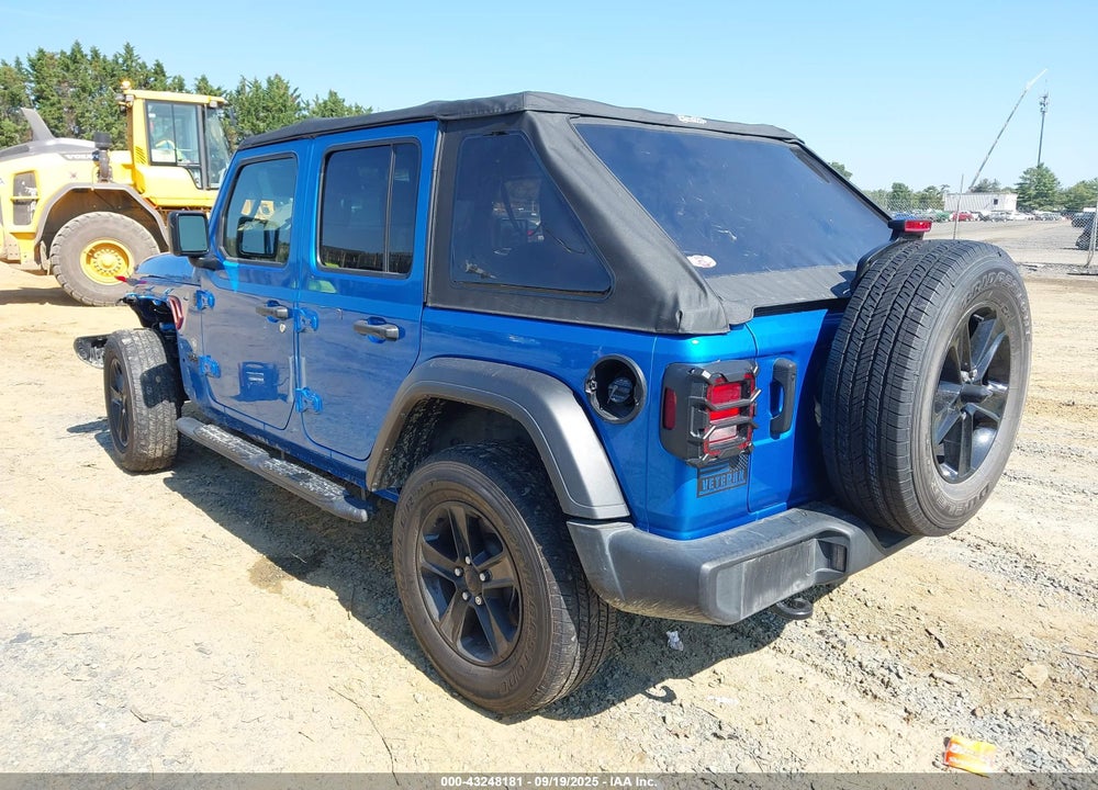 2022 JEEP WRANGLER UNLIMITED VIN: 1C4HJXDG3NW113381