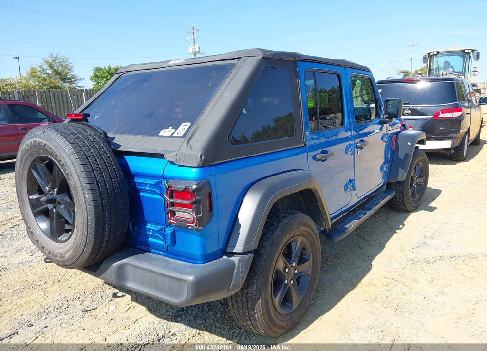 2022 JEEP WRANGLER UNLIMITED VIN: 1C4HJXDG3NW113381
