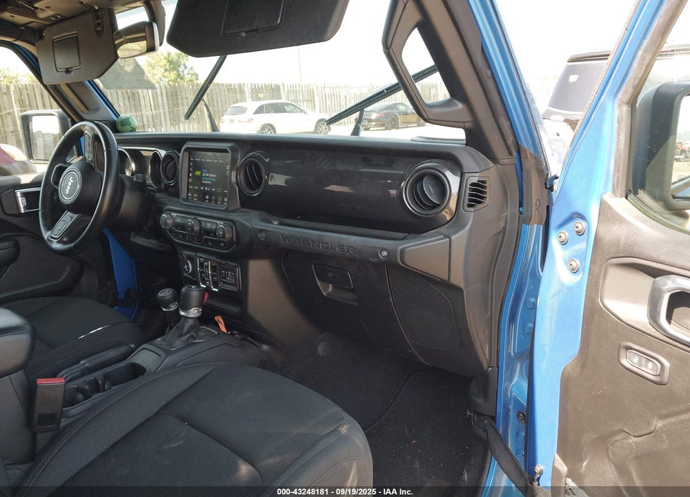 2022 JEEP WRANGLER UNLIMITED VIN: 1C4HJXDG3NW113381
