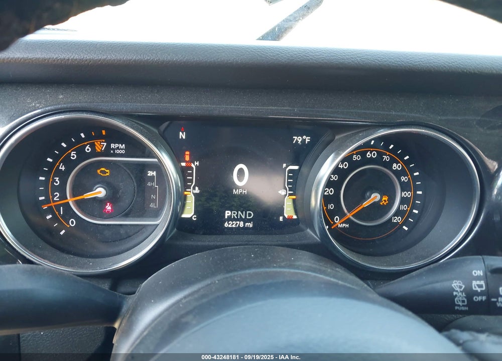 2022 JEEP WRANGLER UNLIMITED VIN: 1C4HJXDG3NW113381