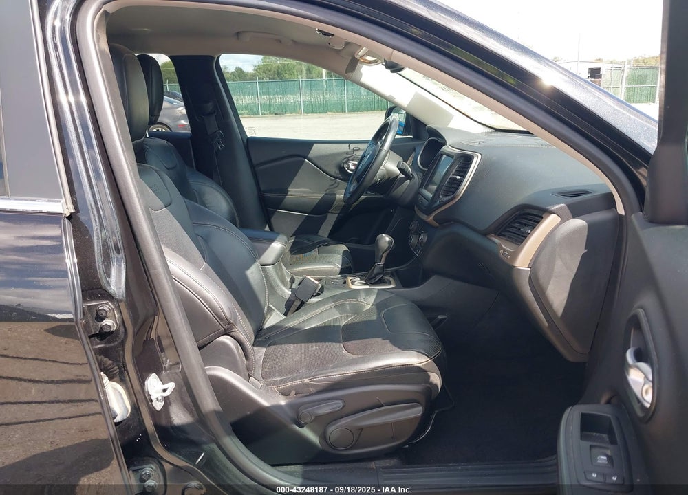 2015 JEEP CHEROKEE LIMITED VIN: 1C4PJLDB5FW701647