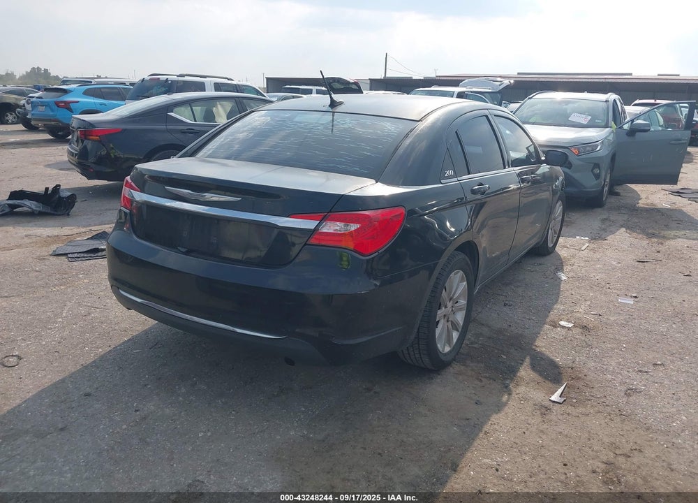 2014 CHRYSLER 200 VIN: 1C3CCBBB0EN128560