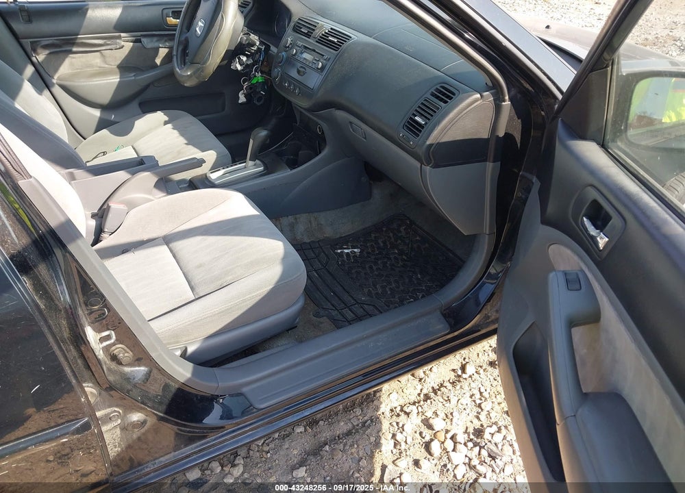 2005 HONDA CIVIC LX VIN: 1HGES165X5L018764