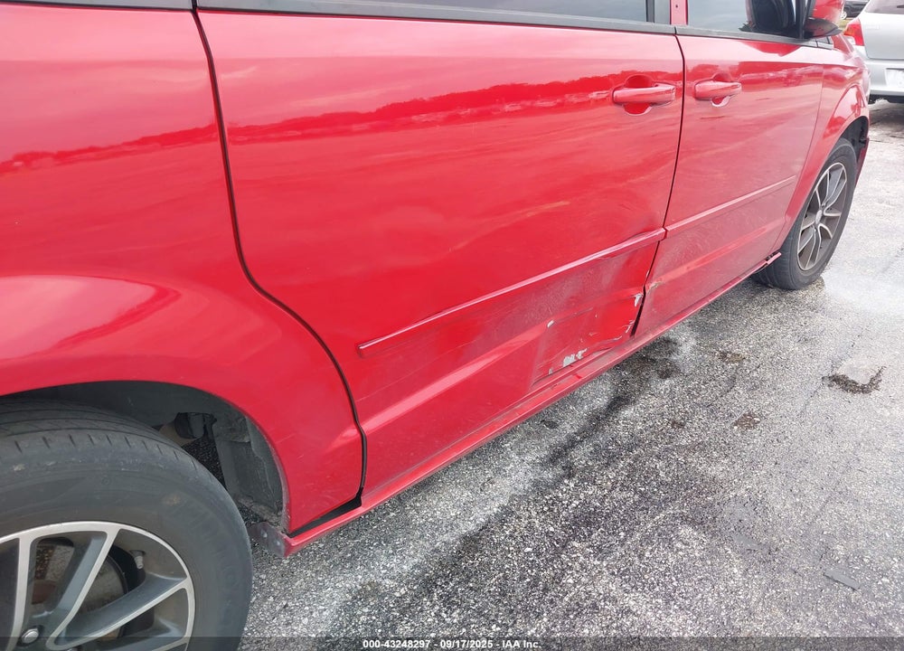 2016 DODGE GRAND CARAVAN R/T VIN: 2C4RDGEG6GR243001