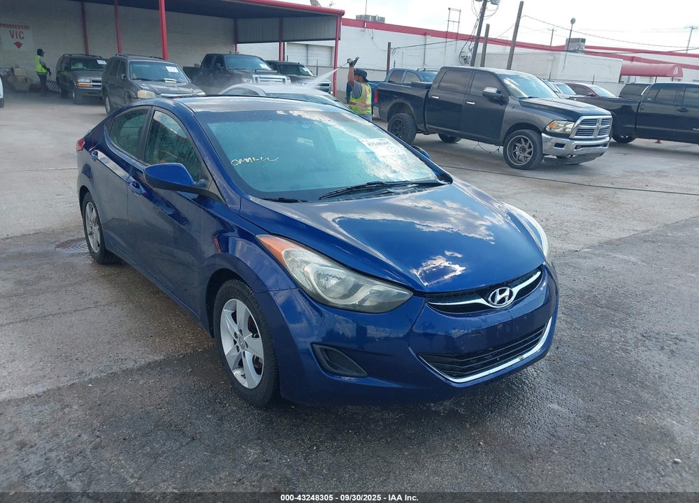 2013 HYUNDAI ELANTRA GLS VIN: KMHDH4AE6DU767275