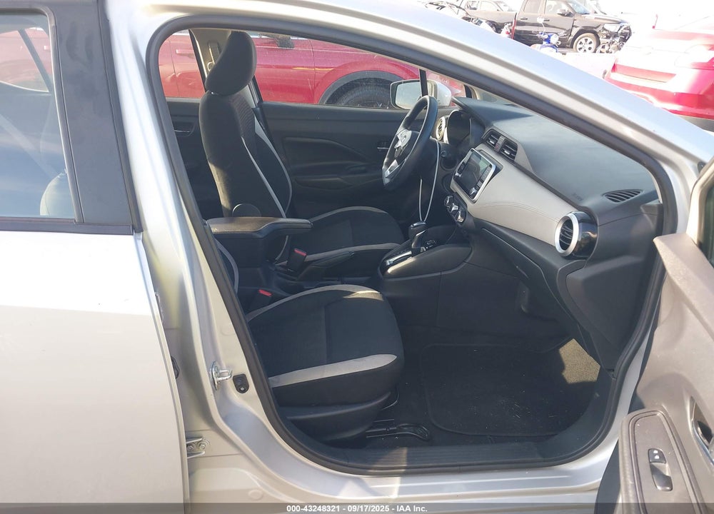 2020 NISSAN VERSA SV XTRONIC CVT VIN: 3N1CN8EV2LL870389