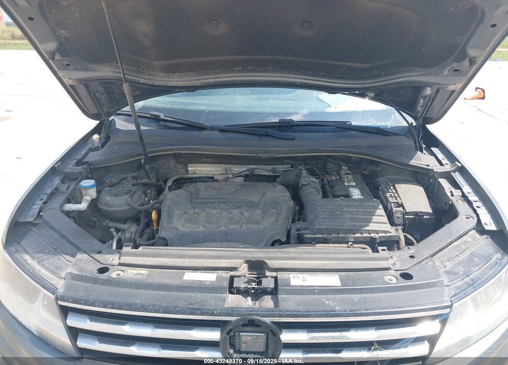 2018 VOLKSWAGEN TIGUAN 2.0T SE/2.0T SEL VIN: 3VV3B7AX3JM068594