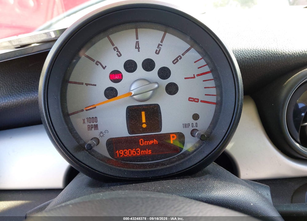 2014 MINI CLUBMAN COOPER VIN: WMWZF3C54ET492906